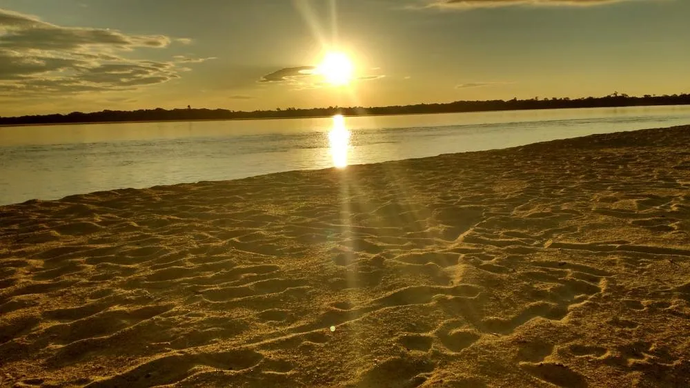 PRAIA DO MEIÃO, PORTO CAMARGO - Foto: Lúcio Freire dos Santos