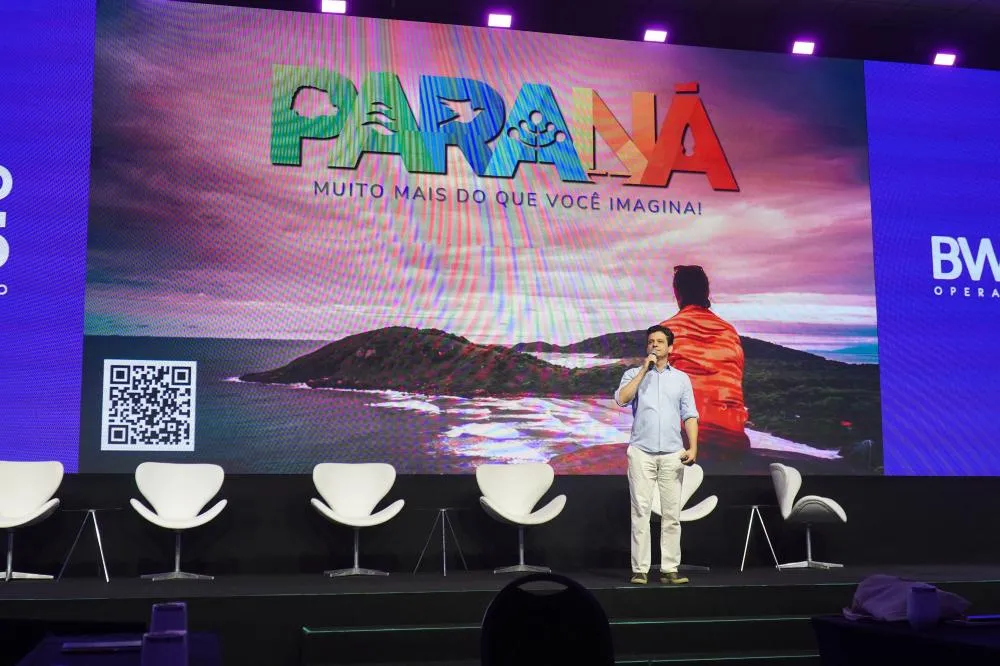 EM CONVENÇÃO MAIS DE 500 AGENTES DE VIAGENS CONHECEM O TURISMO DO PARANÁ