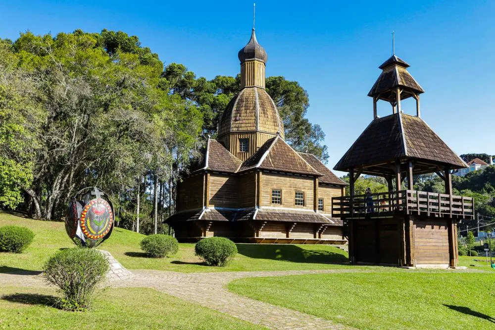 Paraná leva atrativos e destinos do Estado a eventos de turismo em países da América Latina