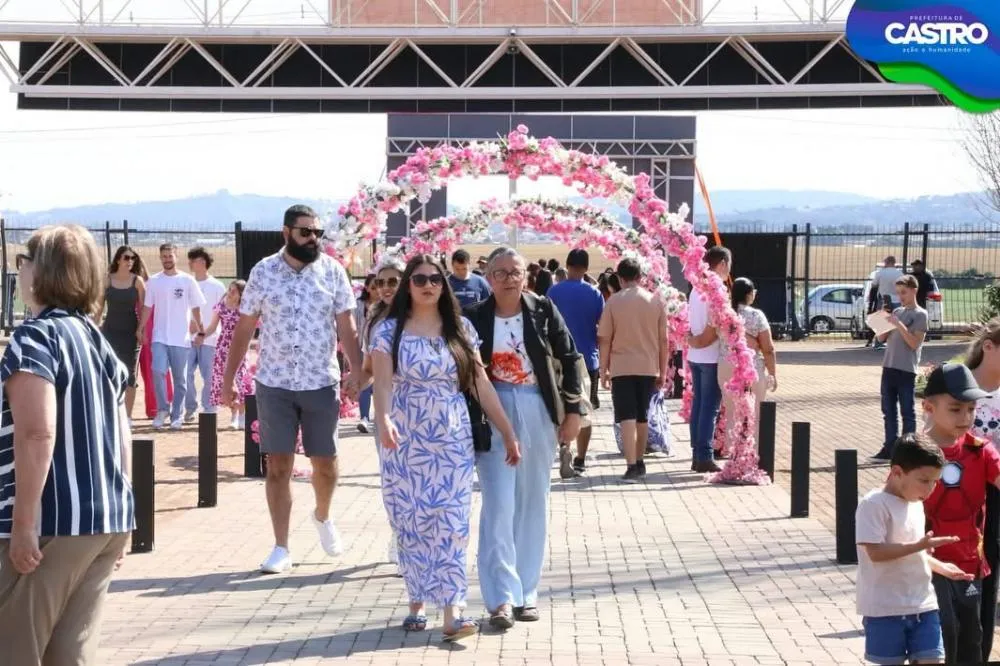 Quem aproveitou desde sexta-feira, 12 em Castro, nos Campos Gerais, não ficou sem opções de lazer e turismo. 