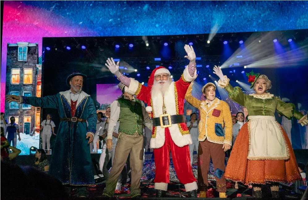 A abertura da programação do Natal da Família – Alexandre Marchetti/Itaipu Binacional.Itaipu Mais que Energia reuniu mais de 28 mil pessoas no Gramadão da Vila A, em Foz do Iguaçu (PR) - Foto/Crédito: